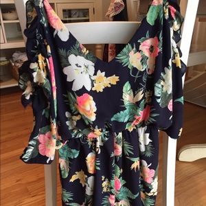 Tropical Floral Print Summer dress!